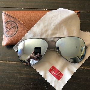 Ray Ban Aviator Sunglasses